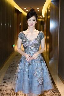 左小青唱歌视频